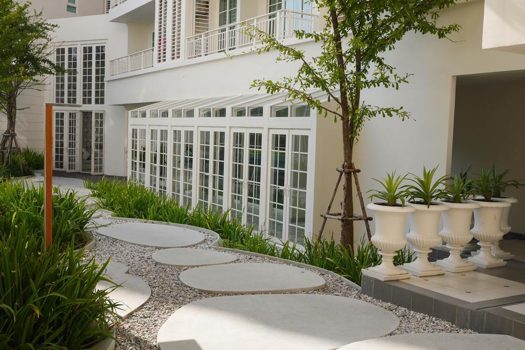 2 Bedroom Summer Huahin Condominium Екстер'єр фото